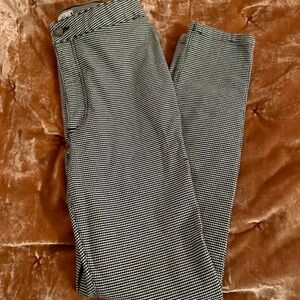 We the Free Houndstooth Patterned Pants size 28 NWOT